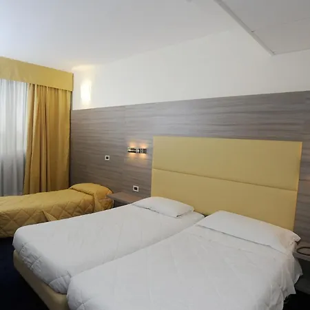 Palace Inn Rome Fiano Fiano Romano Habitación foto