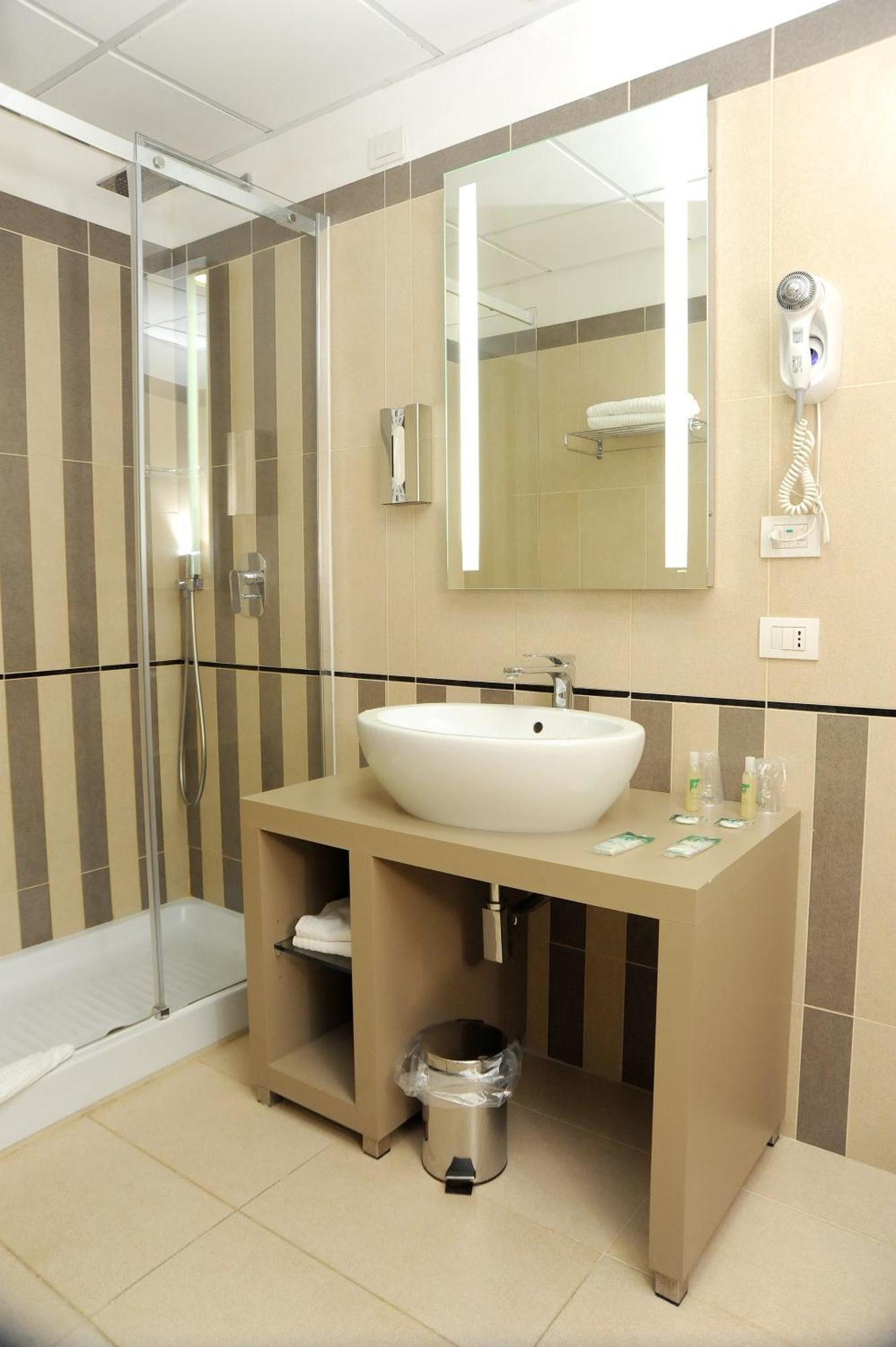 Palace Rome Fiano 4*